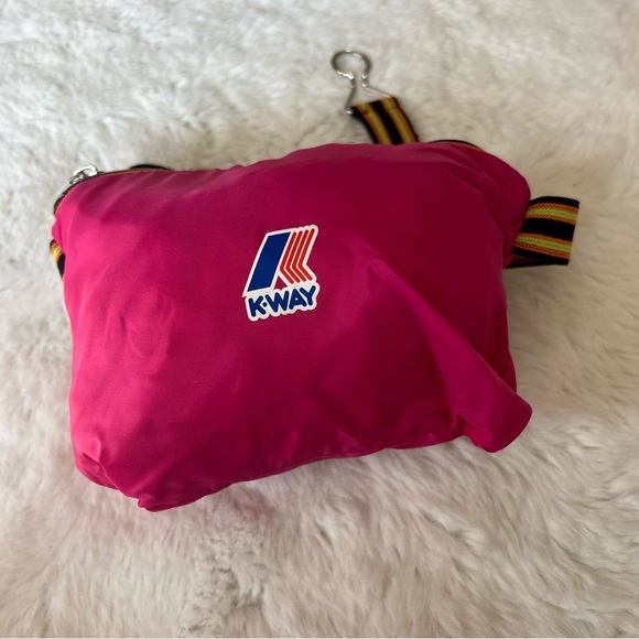 K Way Intense Pink Packable Windbreaker Size 10 - Picture 4 of 8